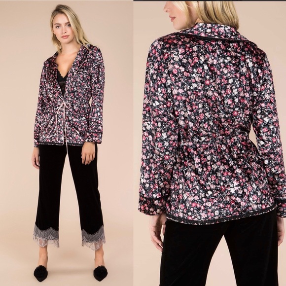 POL Crushed Velvet Cardigan with Drawstring - Picture 2 of 5